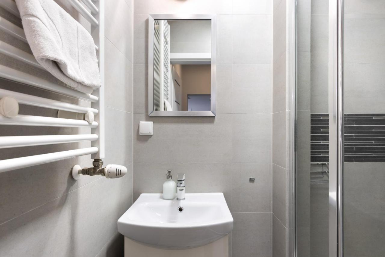 Luxury Apartments Old Town Topolowa Krakow Bagian luar foto