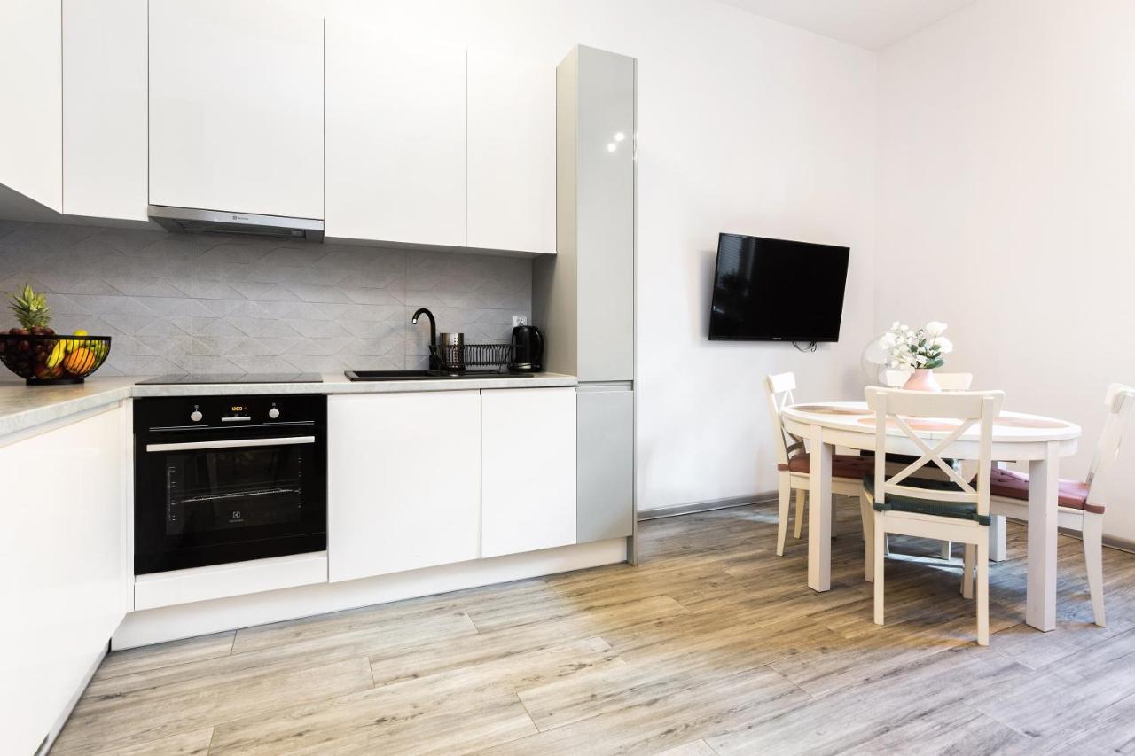 Luxury Apartments Old Town Topolowa Krakow Bagian luar foto